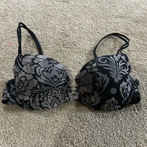 VICTORIA’s SECRET Very Sexy Padded Demi 34B